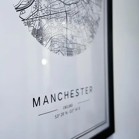 3-Bed House In Manchester Near Old Trafford Exterior photo